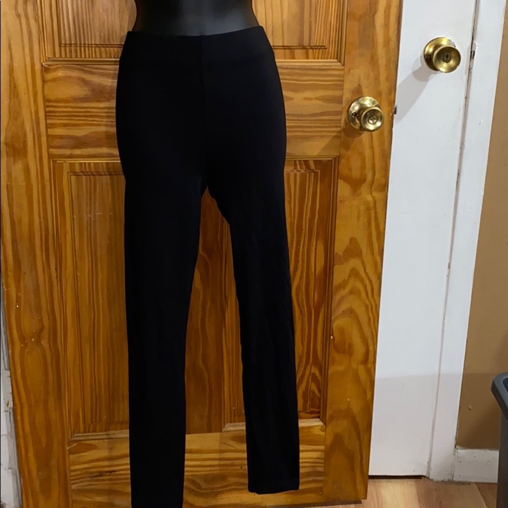 Forever 21 FREE black leggings